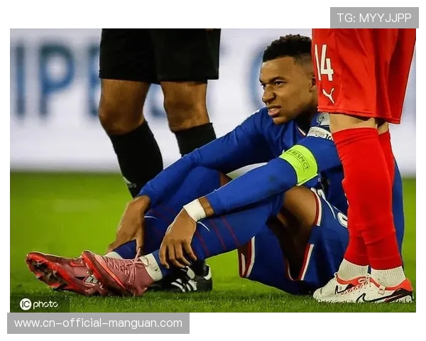 姆巴佩弟弟埃唐右大腿肌腱撕裂,将伤缺两个月 姆巴佩弟弟埃唐右大腿肌腱撕裂,将伤缺两个月